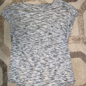 Lulu lemon shirt